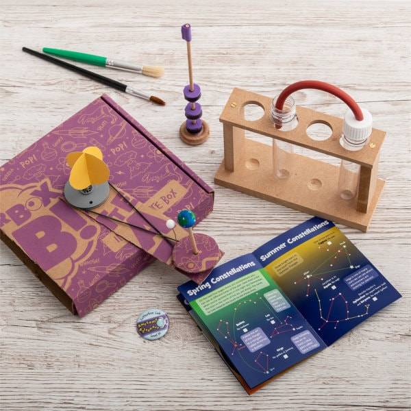Waste of Space Investigate Box science kit for children